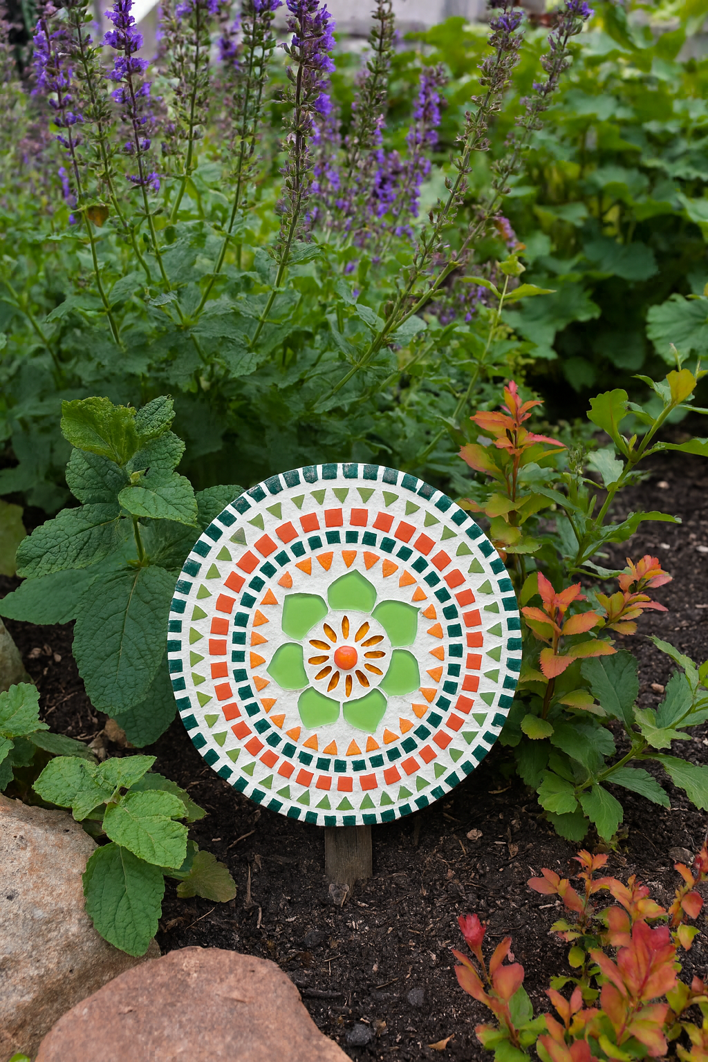 Outdoor Mosaic Mandala Wall Art – Flower Design – 9"
